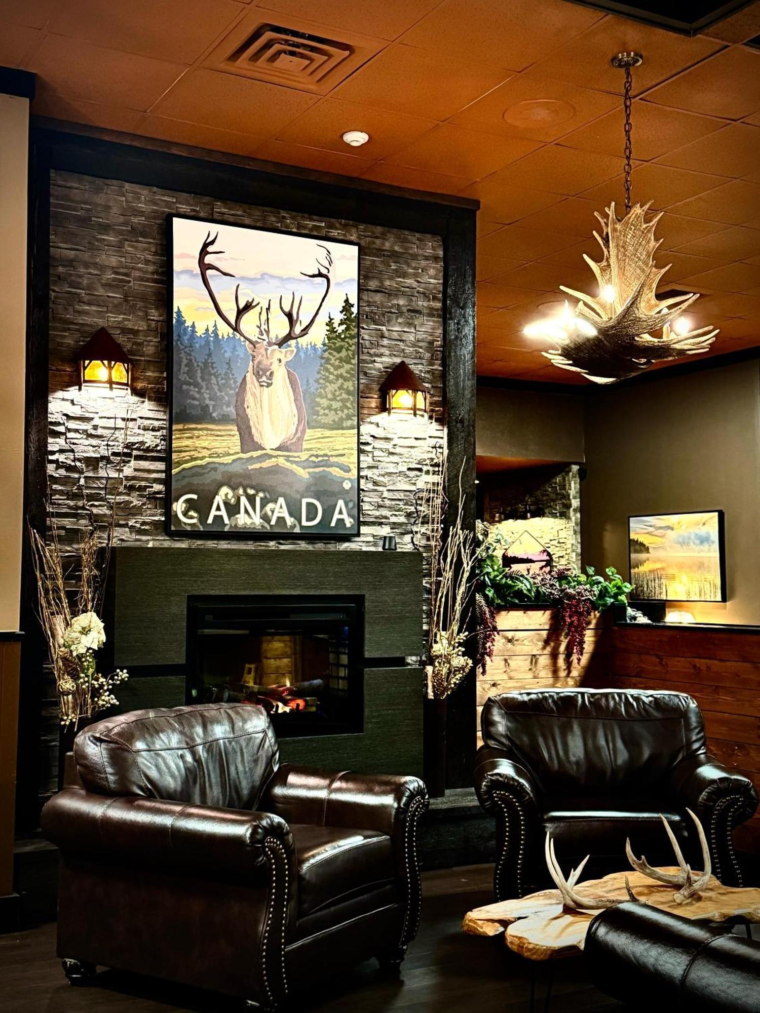 Copper River Inn Fort Frances Exterior photo