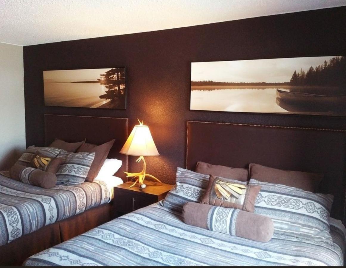 Copper River Inn Fort Frances Exterior photo