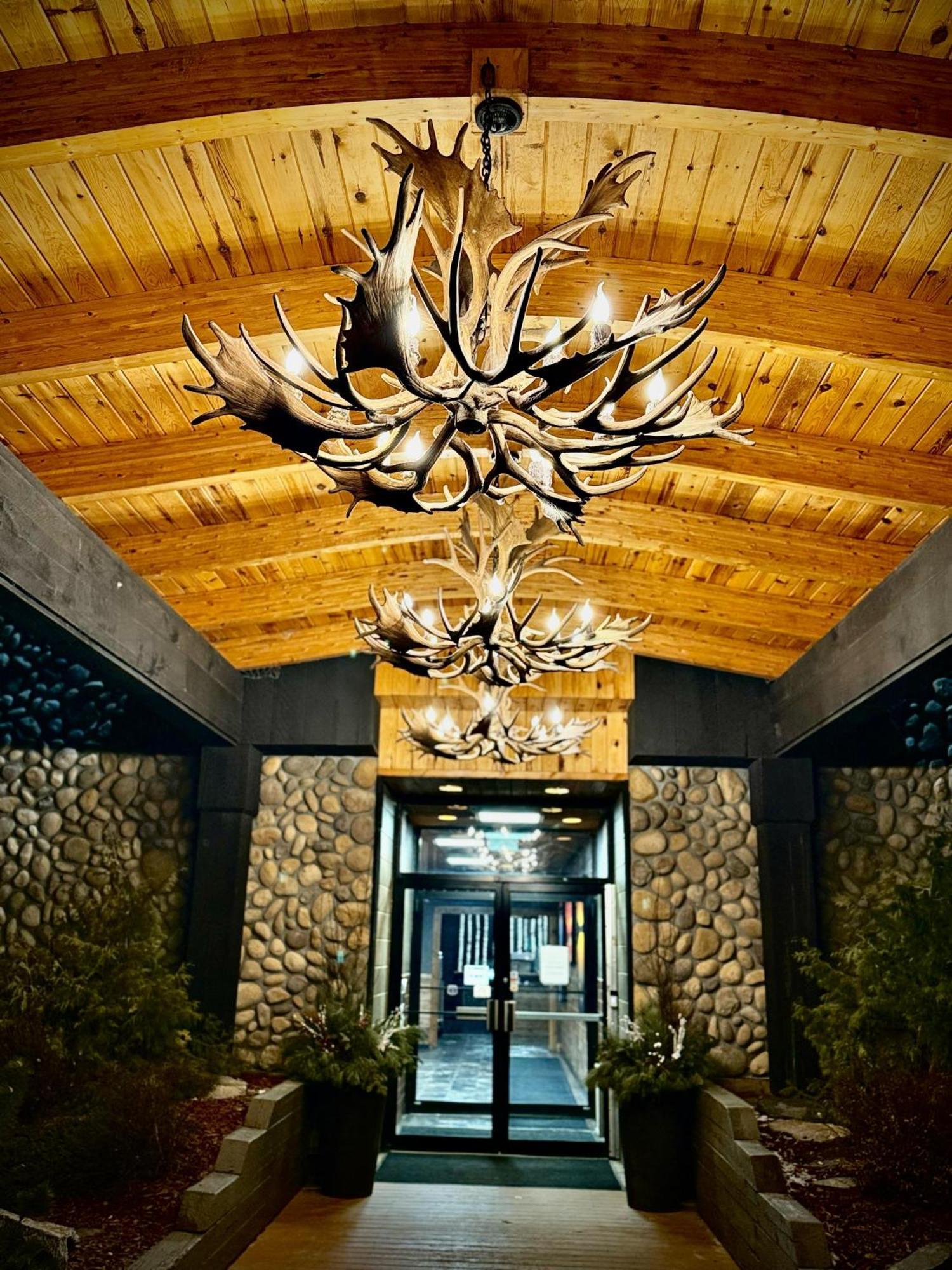 Copper River Inn Fort Frances Exterior photo